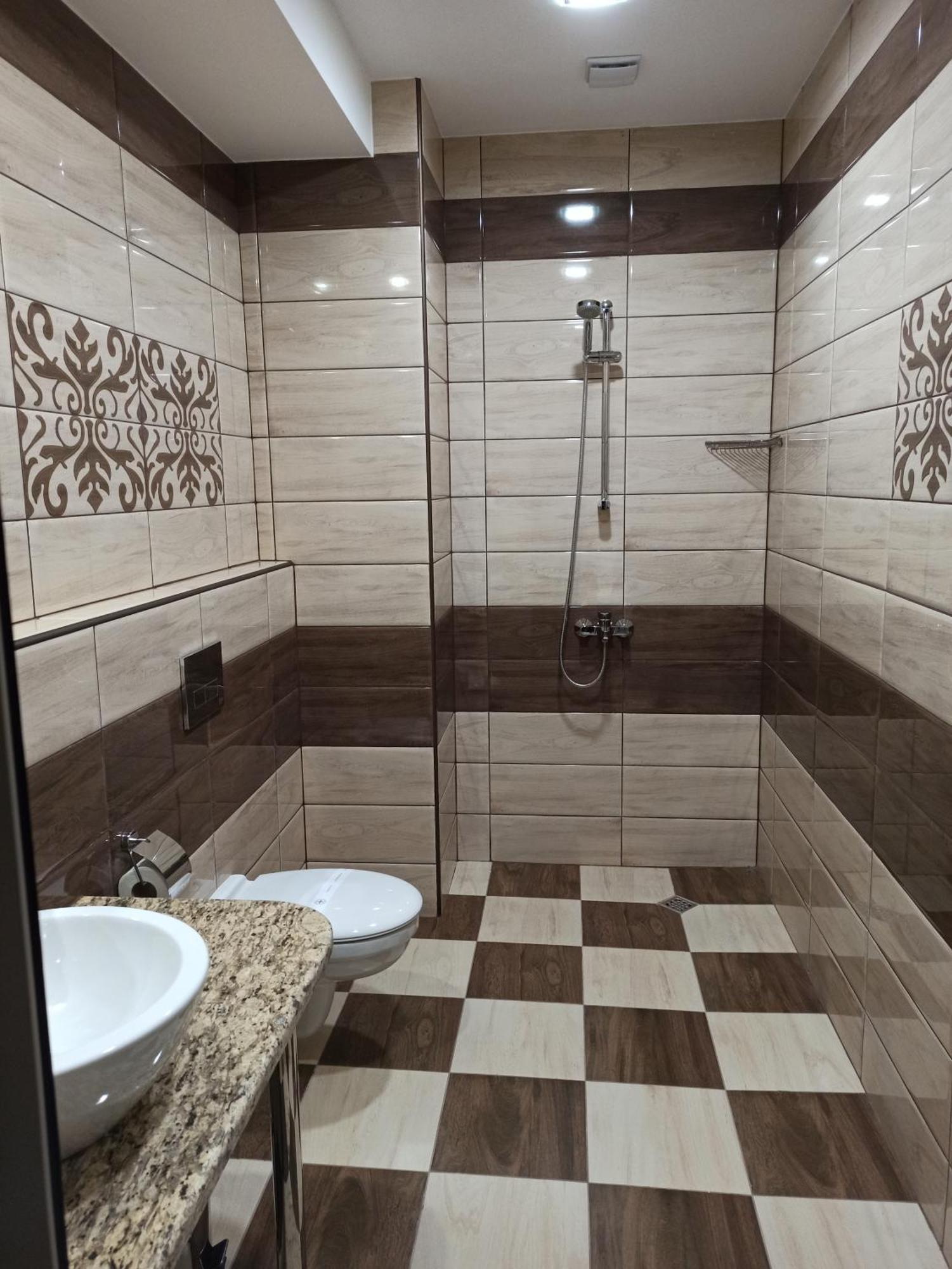 Хотел Театъръ Hotel Плевен Екстериор снимка